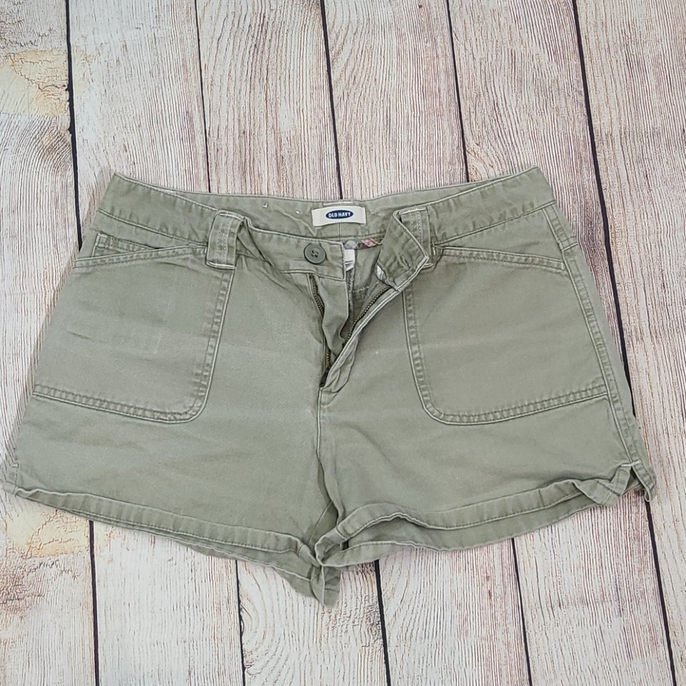 Old navy shorts. 6.  B3